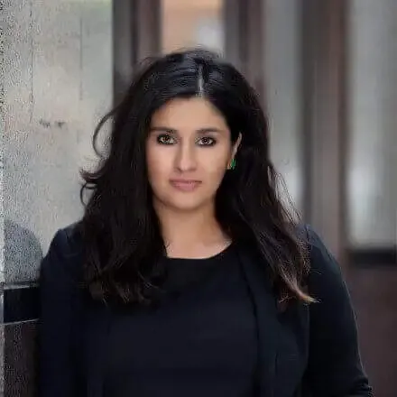 Melody IZADI